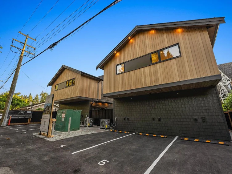 5038 Granville Street, Vancouver, BC, V6M 3B4 - 36