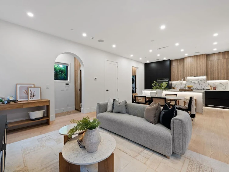 5038 Granville Street, Vancouver, BC, V6M 3B4 - 7