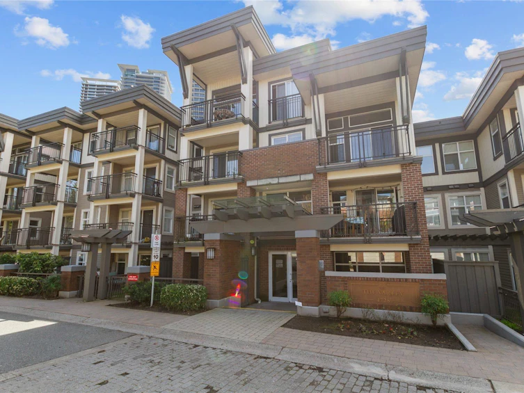 204-4728 Brentwood Drive, Burnaby, BC, V5C 0G2