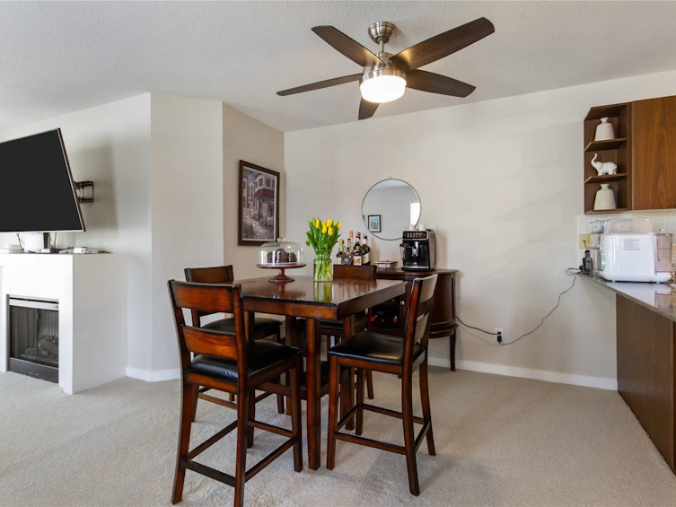 204-4728 Brentwood Drive, Burnaby, BC, V5C 0G2 - 4
