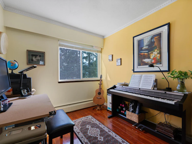 212-1425 Esquimalt Avenue, West Vancouver, BC, V7T 1L1 - 14
