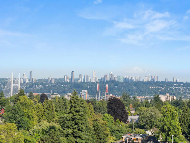 1704-612 Sixth Street, New Westminster, BC, V3L 5V2 - 3