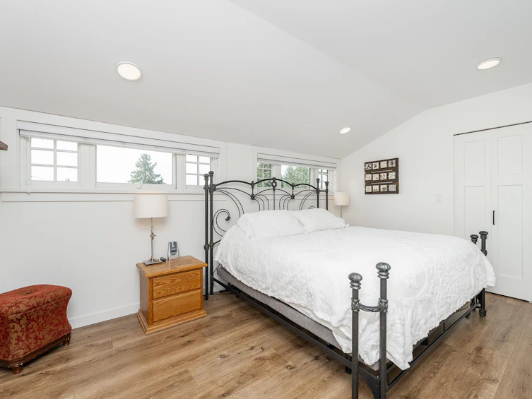 903 Walls Avenue, Coquitlam, BC, V3K 2T2 - 14