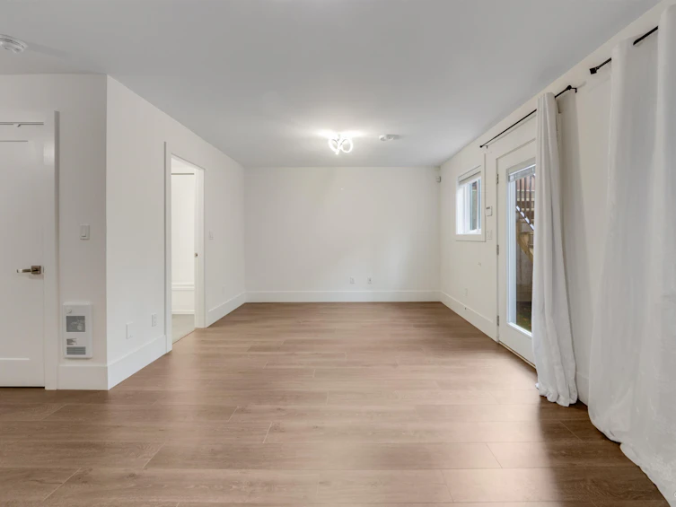 2517 168 Street, Surrey, BC, V3Z 0A7 - 28