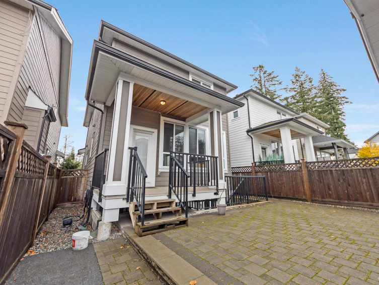 2517 168 Street, Surrey, BC, V3Z 0A7 - 33