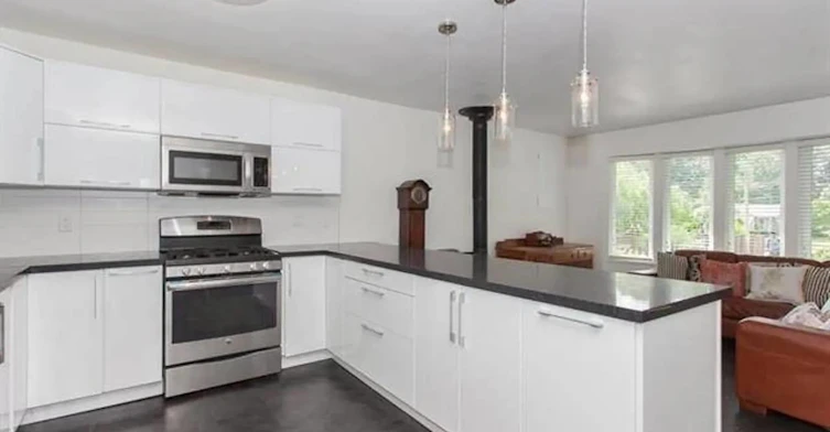 7902 Burdock St, Mission, BC, V2V 4Y1 - 5