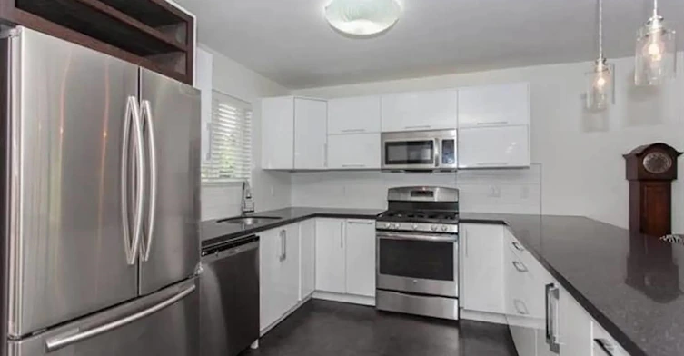 7902 Burdock St, Mission, BC, V2V 4Y1 - 3