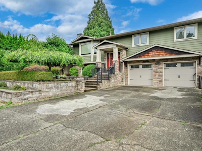 11779 64b Avenue - 2