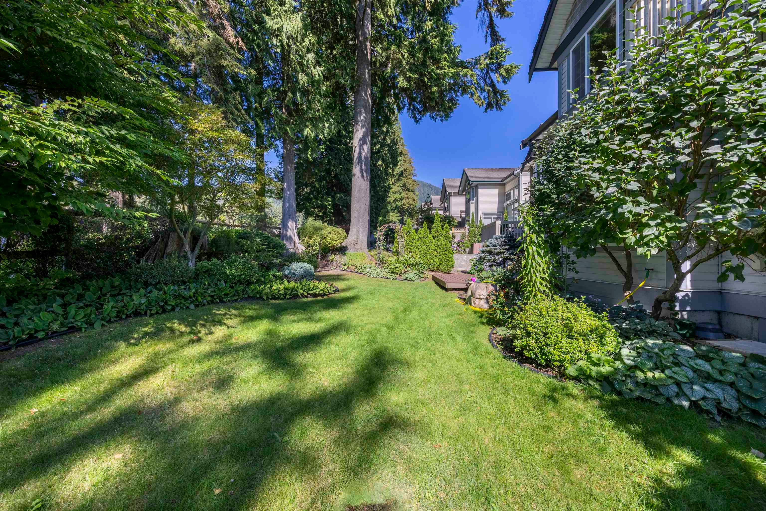 3280 Chartwell Green, Coquitlam, BC, V3E 3M9 - 39