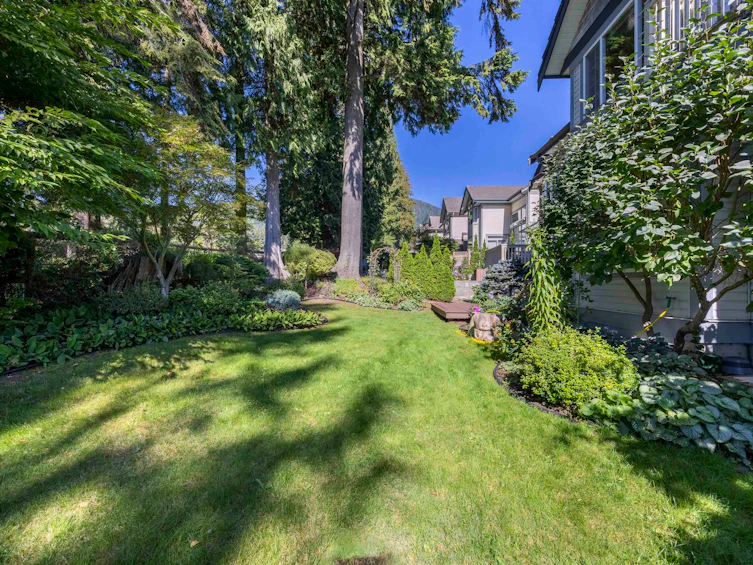 3280 Chartwell Green, Coquitlam, BC, V3E 3M9 - 39