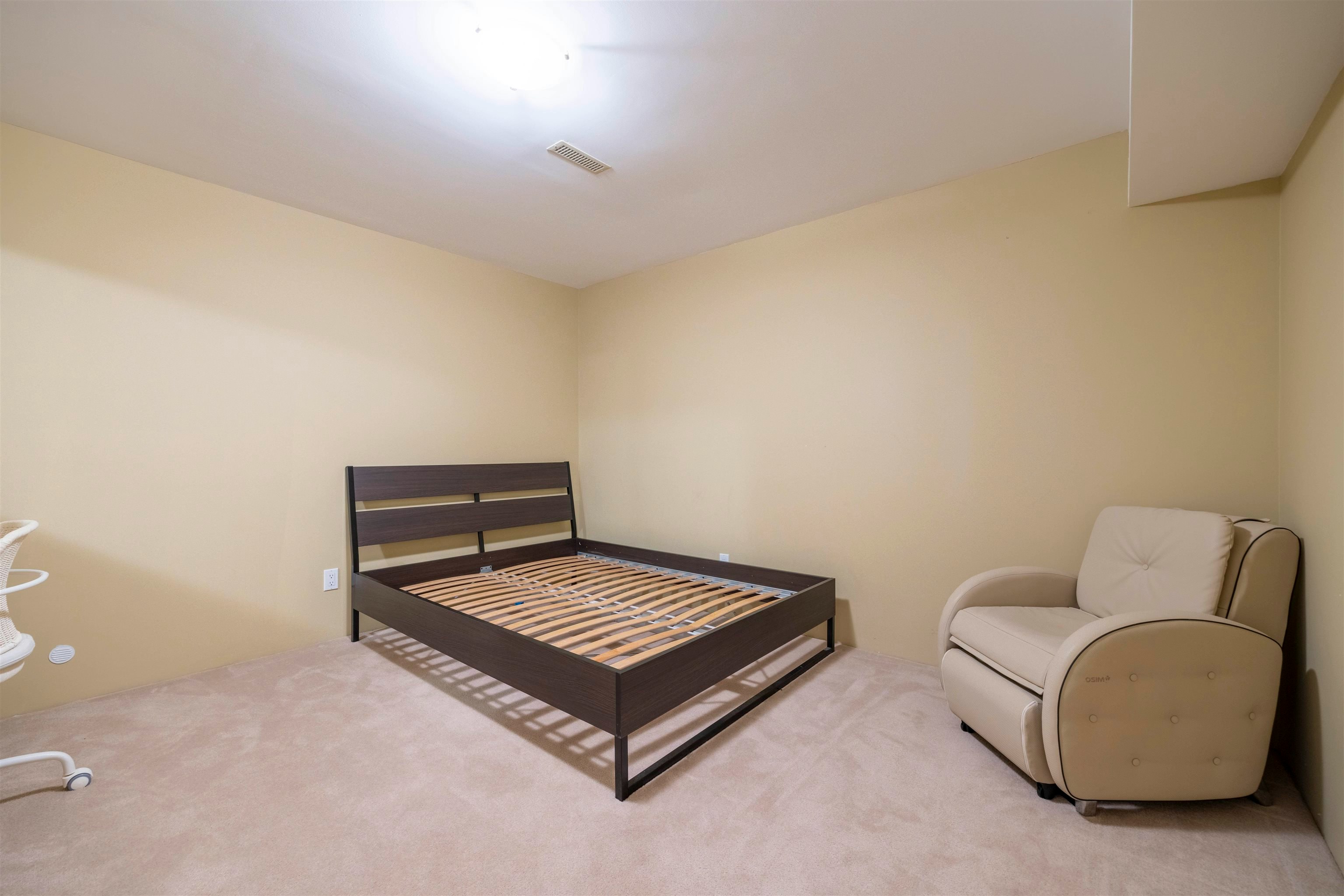3280 Chartwell Green, Coquitlam, BC, V3E 3M9 - 36