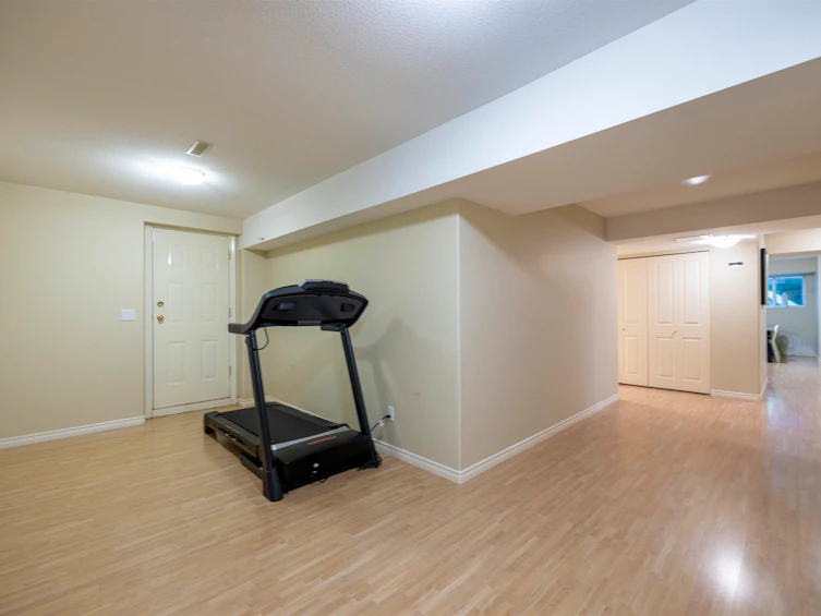3280 Chartwell Green, Coquitlam, BC, V3E 3M9 - 31