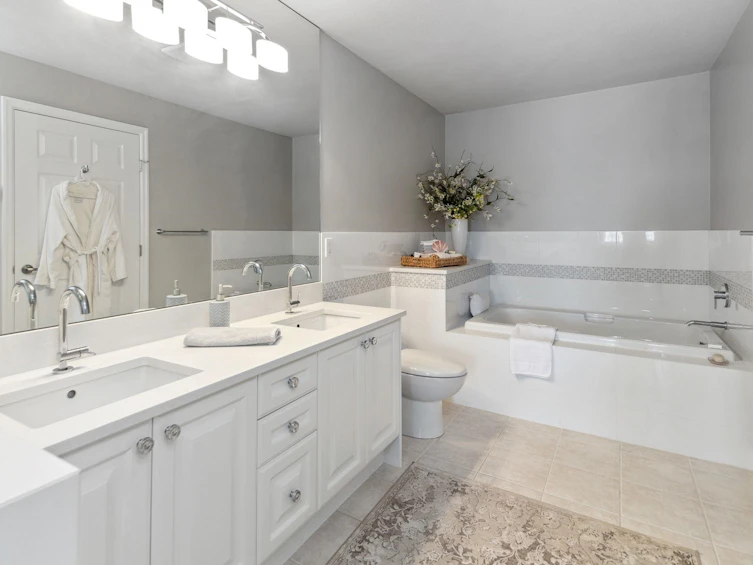 1-5110 Alderfeild Place, West Vancouver, BC, V7W 2W7 - 9