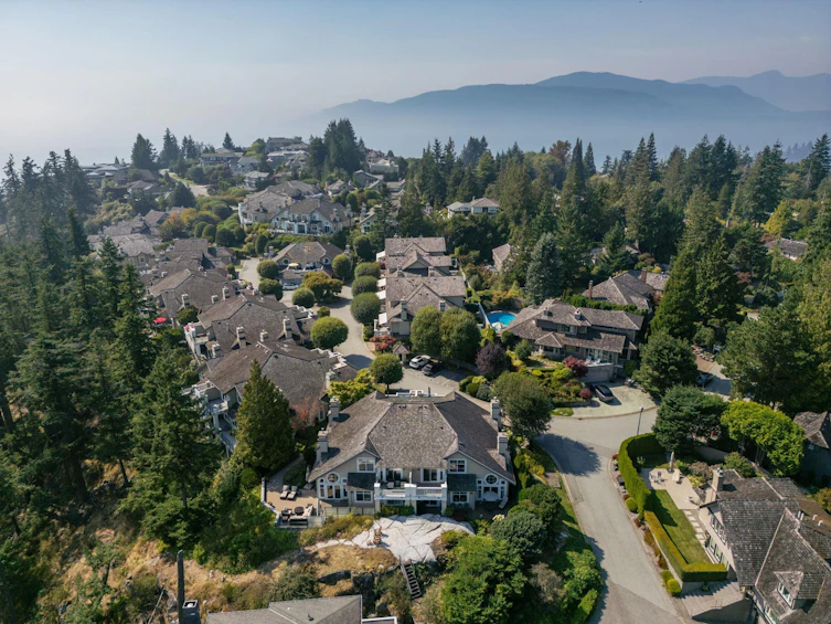 1-5110 Alderfeild Place, West Vancouver, BC, V7W 2W7 - 18