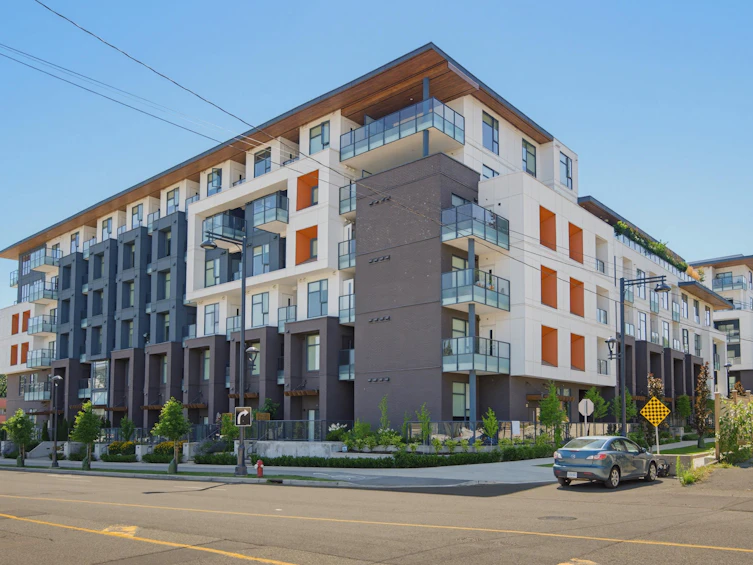 E205-10829 140 Street, Surrey, BC, V3R 0H4 - 2