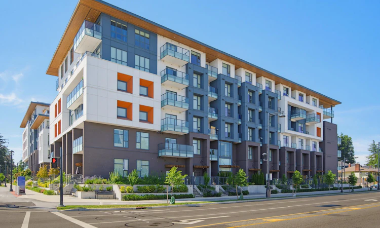 E205-10829 140 Street
