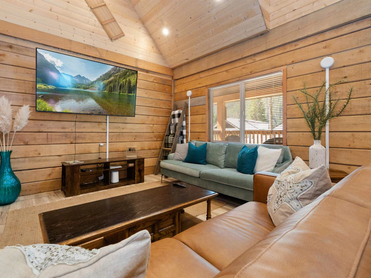 HG160-71350 Old Hope Princeton Highway, Hope, BC, V0X 1L5 - 14