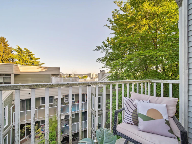 305-526 Thirteenth Street, New Westminster, BC, V3M 4L9 - 22