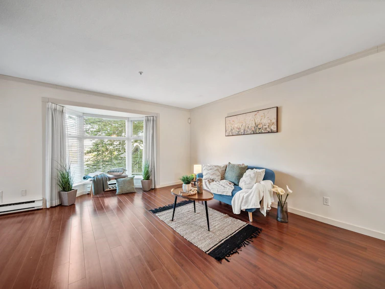 305-526 Thirteenth Street, New Westminster, BC, V3M 4L9 - 3