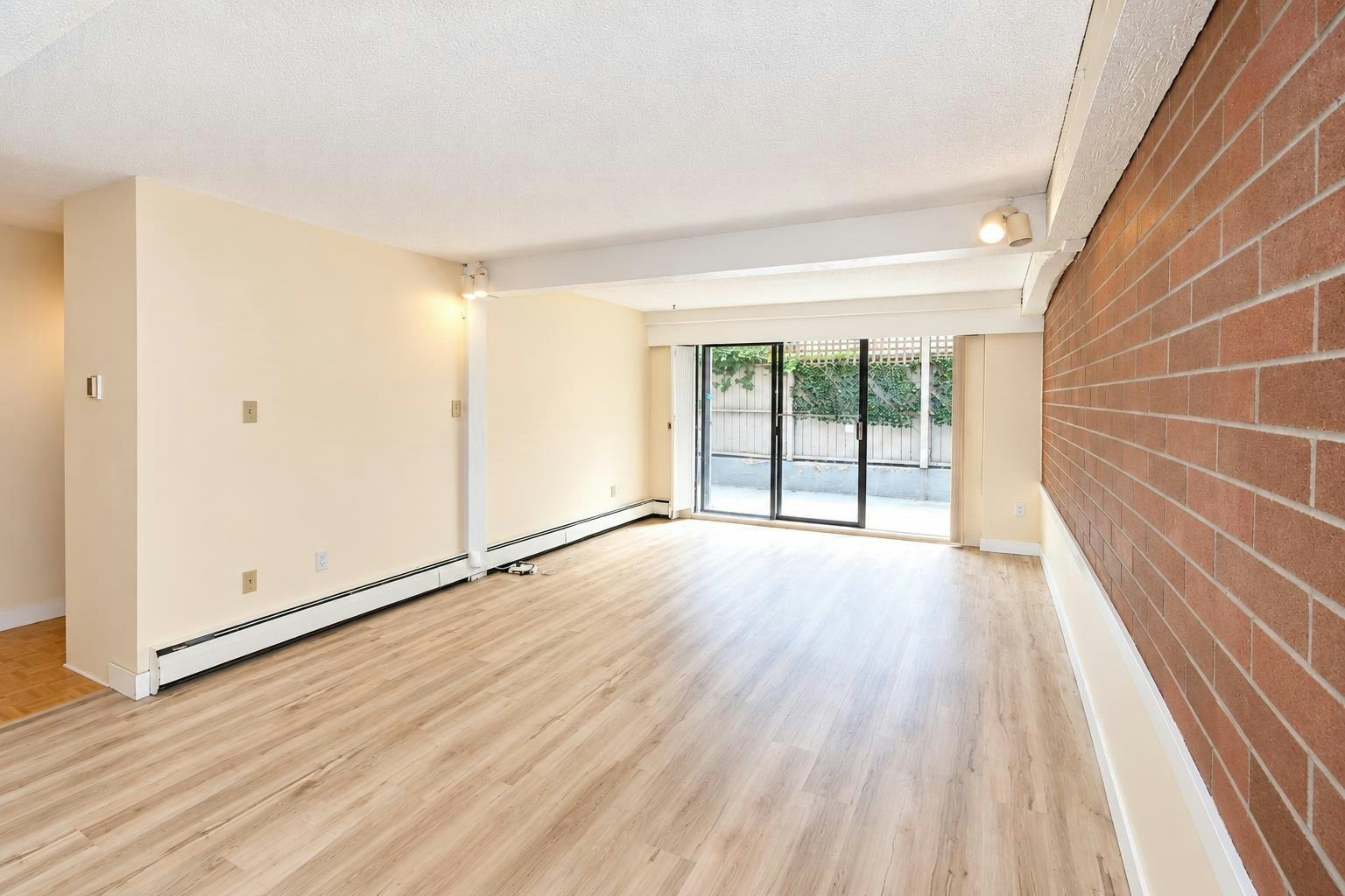 108-1535 Nelson Street - 4