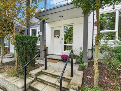 13-15030 28 Avenue - 4