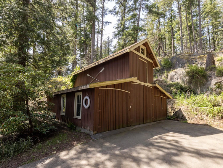 8 Arbutus Bay Road, Bowen Island, BC, V0N 1G2 - 30
