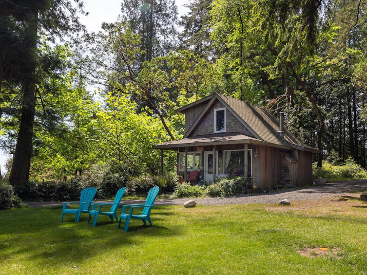 8 Arbutus Bay Road, Bowen Island, BC, V0N 1G2 - 28