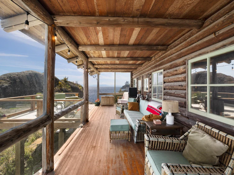 8 Arbutus Bay Road, Bowen Island, BC, V0N 1G2 - 26