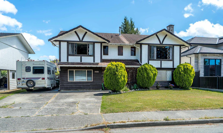 3351 Bowen Drive