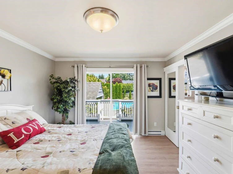 16127 8 Avenue, Surrey, BC, V4A 8W5 - 20