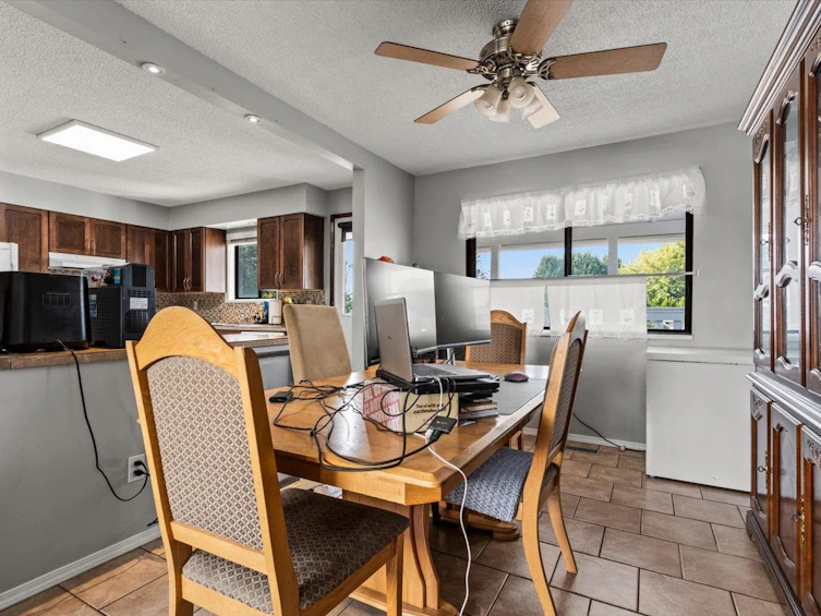 9123 Armitage Street, Chilliwack, BC, V2P 6R6 - 12