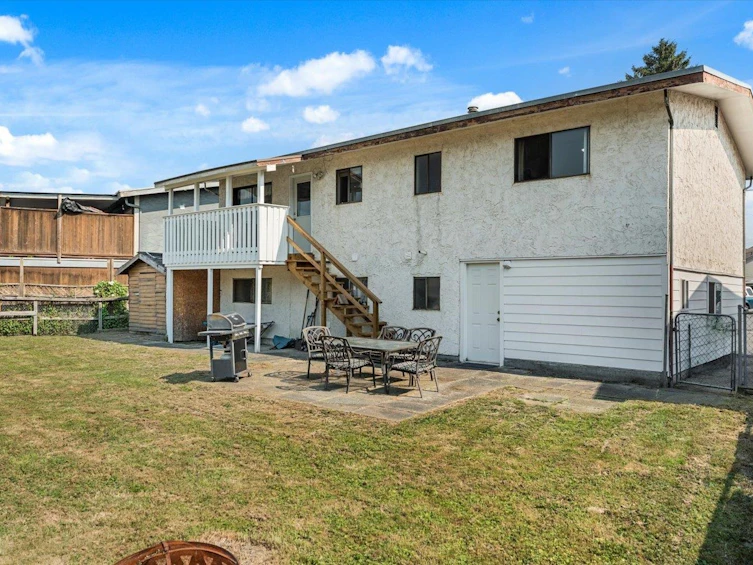 9123 Armitage Street, Chilliwack, BC, V2P 6R6 - 35