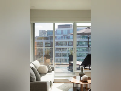 1103-1661 Ontario Street - 4
