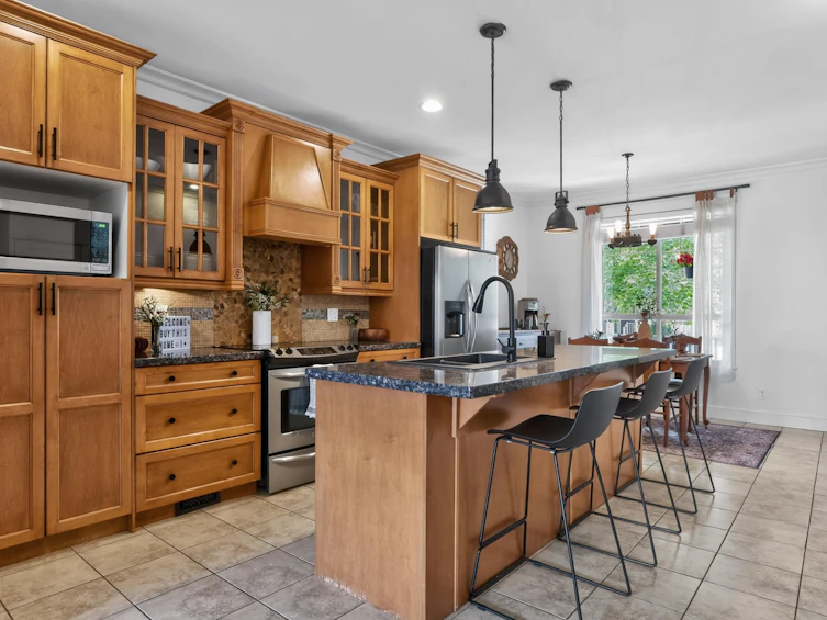 19289 69 Avenue, Surrey, BC, V4N 0B7 - 6