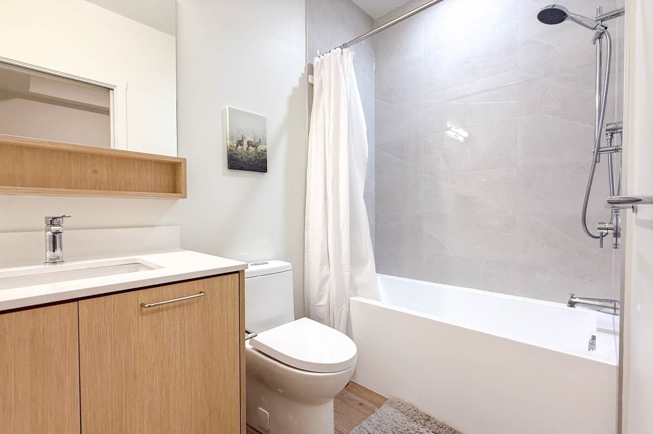 115-1529 Oxford Street, North Vancouver, BC, V7J 1E6 - 16