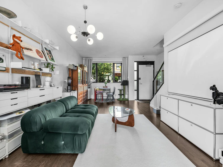 6426 Ash Street, Vancouver, BC, V5Z 3G9 - 2