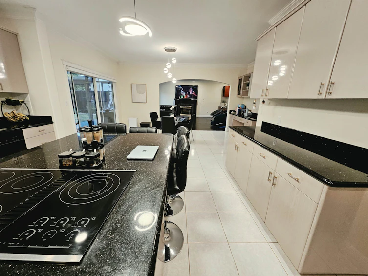 10320 Scotsdale Avenue, Richmond, BC, V7E 3V1 - 7