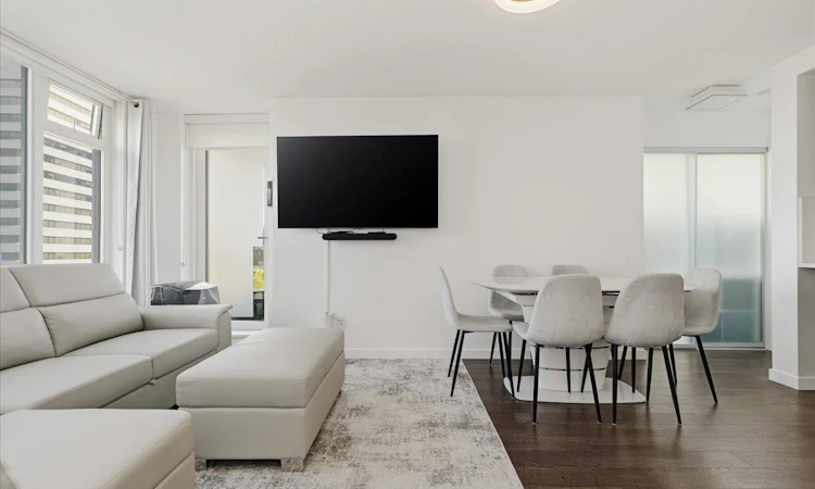 1707-5515 Boundary Road