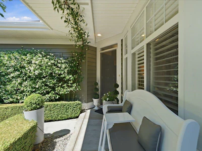 106-5900 Ferry Road - 3