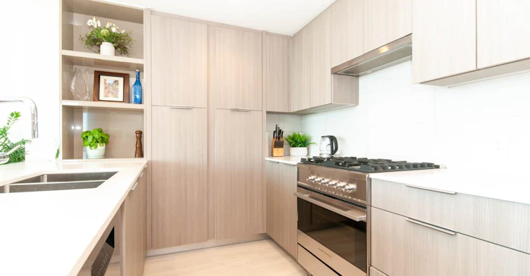 2406-1401 Hunter Street, North Vancouver, BC, V7J 1H3 - 7