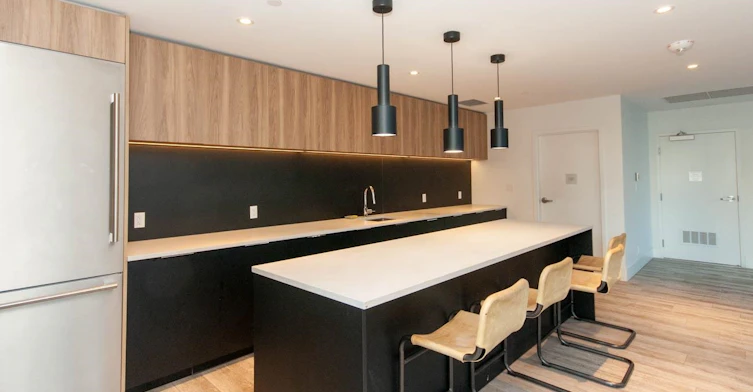 2406-1401 Hunter Street, North Vancouver, BC, V7J 1H3 - 30