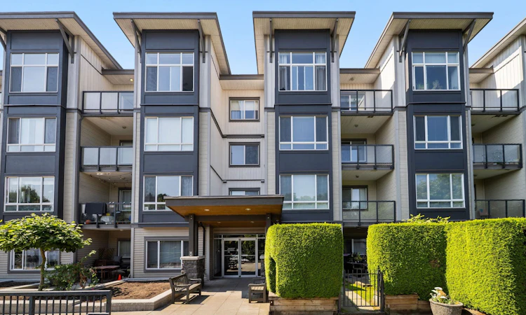 208-2943 Nelson Place
