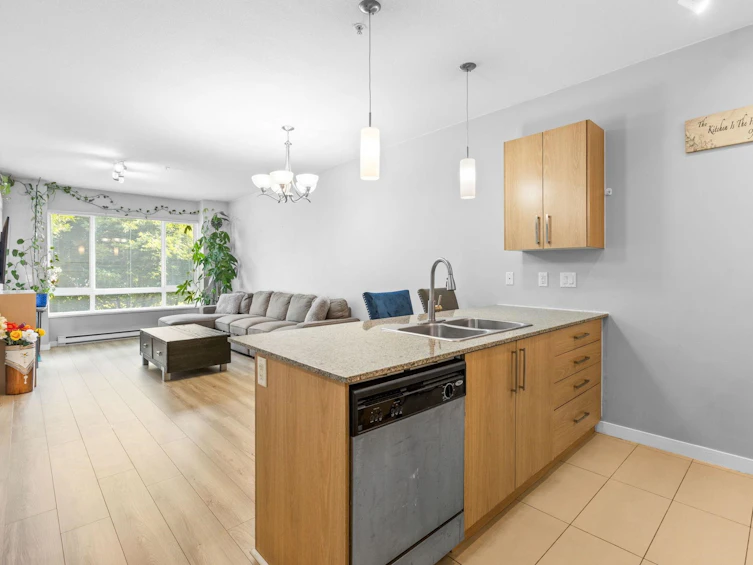 208-2943 Nelson Place, Abbotsford, BC, V2S 0C8 - 3