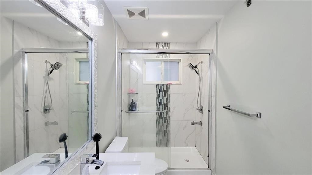 7480 Main Street, Vancouver, BC, V5X 3J8 - 17