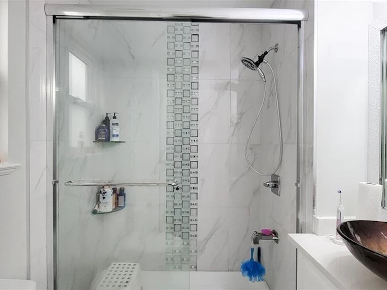 7480 Main Street, Vancouver, BC, V5X 3J8 - 18