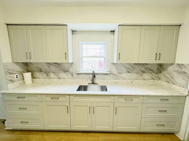 922 Park Drive, Vancouver, BC, V6P 2J4 - 13