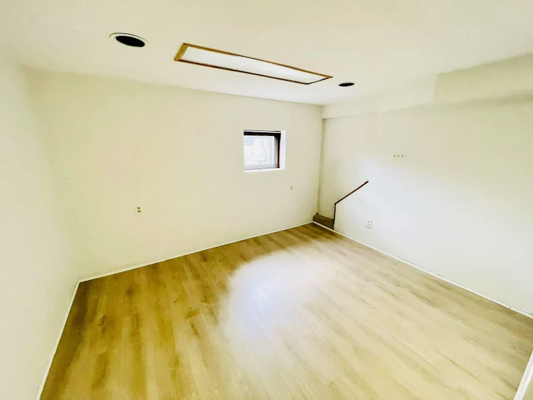 922 Park Drive, Vancouver, BC, V6P 2J4 - 19