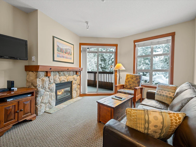 212-4660 Blackcomb Way, Whistler, BC, V8E 0Y8 - 3