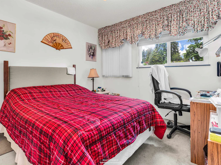 2599 Masefield Road, North Vancouver, BC, V7K 1Z8 - 23