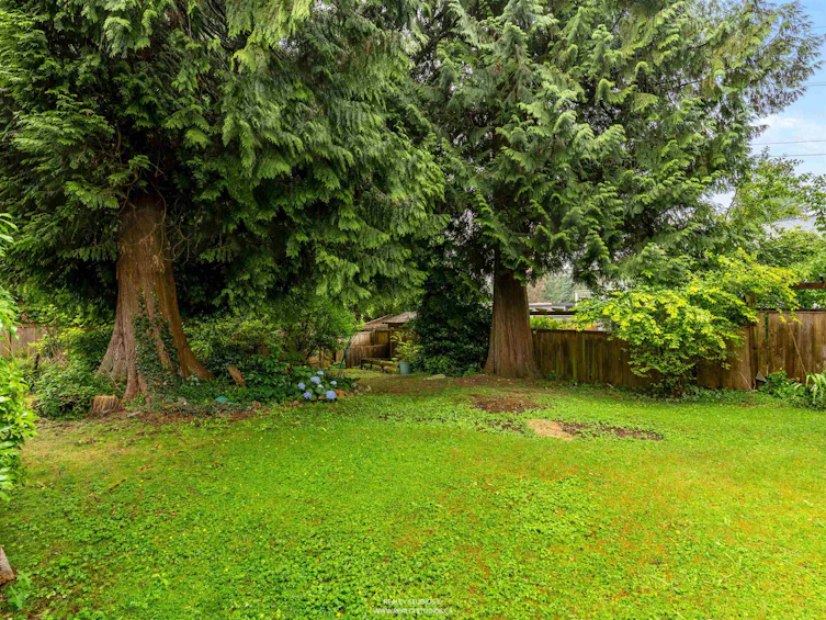 2599 Masefield Road, North Vancouver, BC, V7K 1Z8 - 26